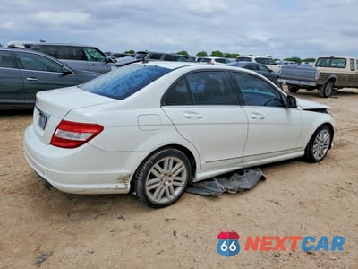 Trzecie zdjęcie samochodu z tyłu: 2009 MERCEDES-BENZ C 300 VIN:WDDGF54X49R044633 - miniatura