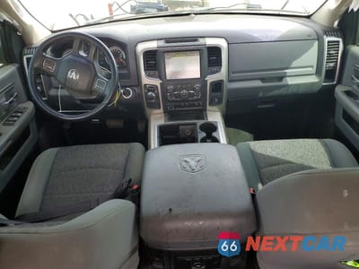 Zdjęcie 8 z 12 samochodu: 2015 RAM 1500 SLT VIN:1C6RR6LM4FS590108 - miniatura
