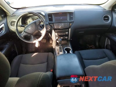 Zdjęcie 8 z 13 samochodu: 2019 NISSAN PATHFINDER SV VIN:5N1DR2MN8KC638289 - miniatura