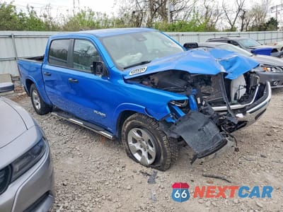 Czwarte zdjęcie samochodu z boku: 2025 RAM 1500 BIG HORN VIN:1C6RRFFGXSN512852 - miniatura