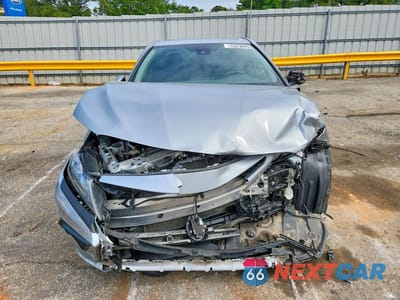 Piąte zdjęcie samochodu w środku: 2024 TOYOTA CAMRY SE VIN:4T1G11AK0RU232732 - miniatura