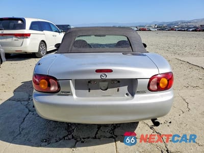 Zdjęcie 6 z 12 samochodu: 1999 MAZDA MX-5 MIATA VIN:JM1NB3539X0122029 - miniatura