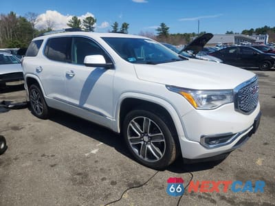Czwarte zdjęcie samochodu z boku: 2017 GMC ACADIA DENALI VIN:1GKKNXLS0HZ306921 - miniatura