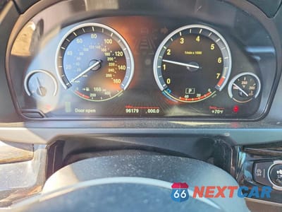 Zdjęcie 9 z 13 samochodu: 2015 BMW X5 XDRIVE35I VIN:5UXKR0C58F0K58151 - miniatura