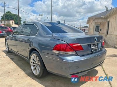 Trzecie zdjęcie samochodu z tyłu: 2008 BMW 750 LI VIN:WBAHN83548DT77748 - miniatura
