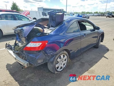 Trzecie zdjęcie samochodu z tyłu: 2008 HONDA CIVIC LX VIN:2HGFG12688H562895 - miniatura