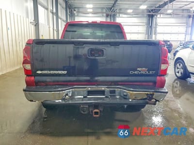Zdjęcie 6 z 12 samochodu: 2004 CHEVROLET SILVERADO K1500 VIN:2GCEK19T241189649 - miniatura