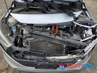 Zdjęcie 11 z 12 samochodu: 2017 HYUNDAI IONIQ LIMITED VIN:KMHC85LC7HU049026 - miniatura