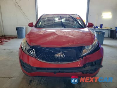 Piąte zdjęcie samochodu w środku: 2015 KIA SPORTAGE LX VIN:KNDPB3AC2F7682723 - miniatura