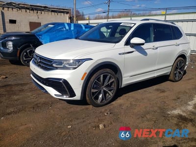 2024 VOLKSWAGEN TIGUAN SEL R-LINE BLACK 3VV4B7AX5RM160208 - główne zdjęcie licytacji z USA - miniatura