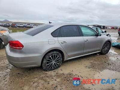 Trzecie zdjęcie samochodu z tyłu: 2014 VOLKSWAGEN PASSAT S VIN:1VWAT7A31EC072308 - miniatura