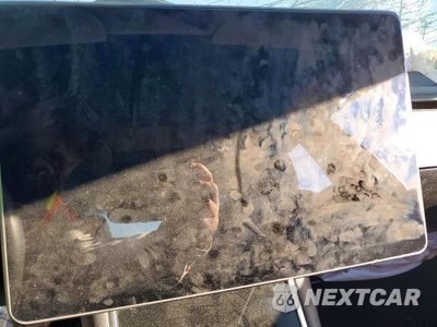 Zdjęcie 9 z 12 samochodu: 2019 TESLA MODEL 3 VIN:5YJ3E1EA1KF193284 - miniatura