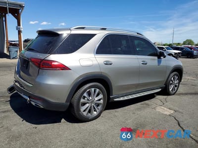 Trzecie zdjęcie samochodu z tyłu: 2020 MERCEDES-BENZ GLE 350 4MATIC VIN:4JGFB4KB2LA054176 - miniatura