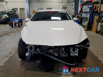 Piąte zdjęcie samochodu w środku: 2025 MAZDA 3 SELECT SPORT VIN:JM1BPAKM7S1766119 - miniatura