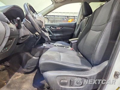 Zdjęcie 7 z 13 samochodu: 2018 NISSAN ROGUE SV VIN:KNMAT2MV0JP591601 - miniatura