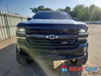 Piąte zdjęcie samochodu w środku: 2017 CHEVROLET SILVERADO K1500 LTZ VIN:3GCUKSEJ3HG383688 - miniatura
