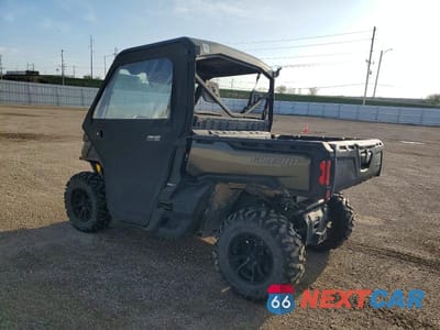 Trzecie zdjęcie samochodu z tyłu: 2020 CAN-AM DEFENDER XT UTILITY VEHICLE VIN:3JBUKAN40LK000657 - miniatura