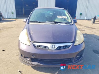 Piąte zdjęcie samochodu w środku: 2008 HONDA FIT SPORT VIN:JHMGD38658S022930 - miniatura