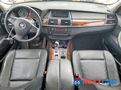 Zdjęcie 8 z 12 samochodu: 2013 BMW X5 XDRIVE35I VIN:5UXZV4C53D0B08983 - miniatura
