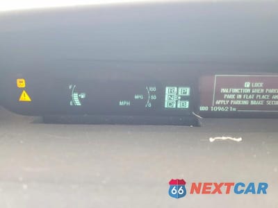 Zdjęcie 9 z 12 samochodu: 2010 TOYOTA PRIUS V VIN:JTDKN3DU9A1115975 - miniatura