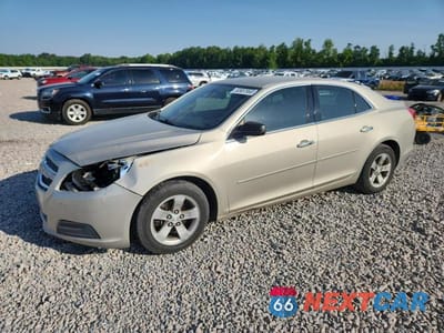 2013 CHEVROLET MALIBU LS 1G11B5SA8DF212559 - główne zdjęcie licytacji z USA - miniatura