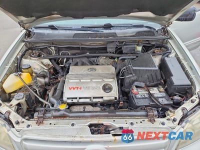 Zdjęcie 12 z 13 samochodu: 2005 TOYOTA HIGHLANDER VIN:JTEEP21A740053820 - miniatura
