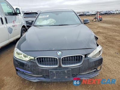 Piąte zdjęcie samochodu w środku: 2018 BMW 330 XI VIN:WBA8D9G51JNU69905 - miniatura