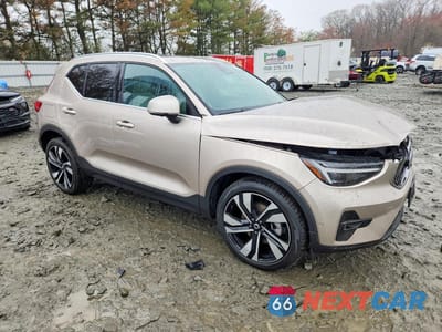 Czwarte zdjęcie samochodu z boku: 2024 VOLVO XC40 ULTIMATE VIN:YV4L12UF7R2375323 - miniatura
