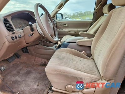 Zdjęcie 7 z 12 samochodu: 2003 TOYOTA TUNDRA ACCESS CAB SR5 VIN:5TBBT44143S406075 - miniatura
