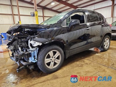 2020 CHEV TRAX 1LT KL7CJLSB1LB006115 - główne zdjęcie licytacji z USA - miniatura