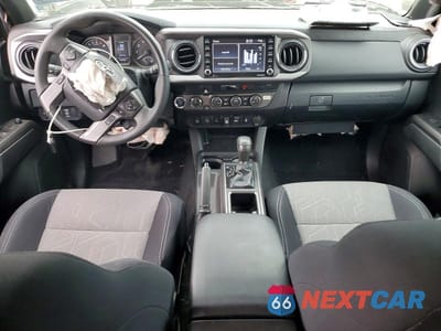 Zdjęcie 8 z 12 samochodu: 2022 TOYOTA TACOMA TRD SPORT VIN:3TYCZ5AN9NT060720 - miniatura