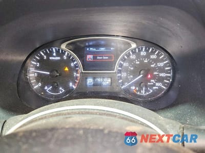 Zdjęcie 9 z 12 samochodu: 2014 NISSAN PATHFINDER SL VIN:5N1AR2MM5EC648194 - miniatura