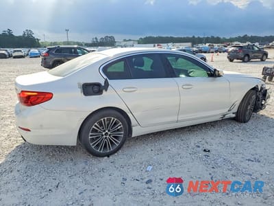 Trzecie zdjęcie samochodu z tyłu: 2020 BMW 530 I VIN:WBAJR3C00LCE54694 - miniatura