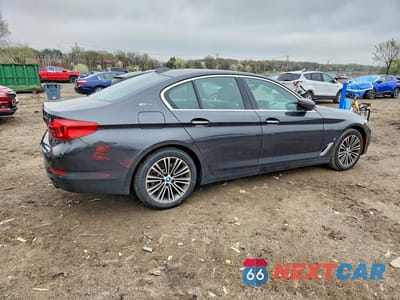 Trzecie zdjęcie samochodu z tyłu: 2018 BMW 530XE VIN:WBAJB1C58JB084065 - miniatura