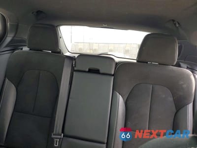 Zdjęcie 10 z 13 samochodu: 2019 VOLVO XC40 T5 R-DESIGN VIN:YV4162UM2K2130331 - miniatura