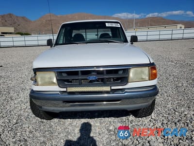 Piąte zdjęcie samochodu w środku: 1994 FORD RANGER SUPER CAB VIN:1FTCR14X4RPB39004 - miniatura