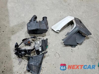 Zdjęcie 12 z 13 samochodu: 2022 HYUNDAI KONA SEL VIN:KM8K3CAB6NU805076 - miniatura