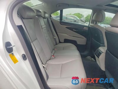 Zdjęcie 10 z 12 samochodu: 2013 LEXUS LS 460 VIN:JTHBL5EF7D5116281 - miniatura