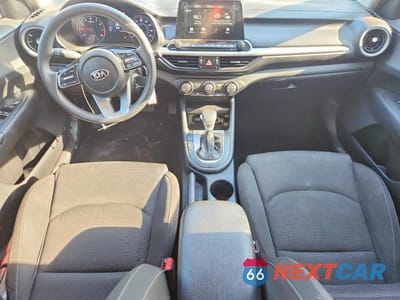 Zdjęcie 8 z 13 samochodu: 2021 KIA FORTE LXS VIN:3KPF24AD0ME263759 - miniatura