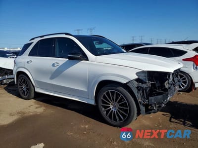 Czwarte zdjęcie samochodu z boku: 2020 MERCEDES-BENZ GLE 350 4MATIC VIN:4JGFB4KE3LA179150 - miniatura