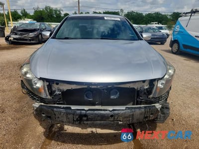 Piąte zdjęcie samochodu w środku: 2011 HONDA ACCORD EXL VIN:1HGCP3F85BA003238 - miniatura