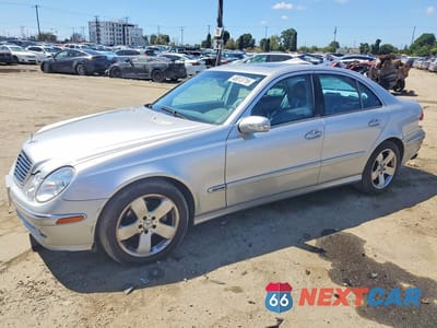 2003 MERCEDES-BENZ E 320 WDBUF65J03A267768 - główne zdjęcie licytacji z USA - miniatura