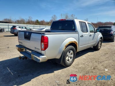 Trzecie zdjęcie samochodu z tyłu: 2010 NISSAN FRONTIER SE V6 VIN:1N6AD0EV9AC447002 - miniatura