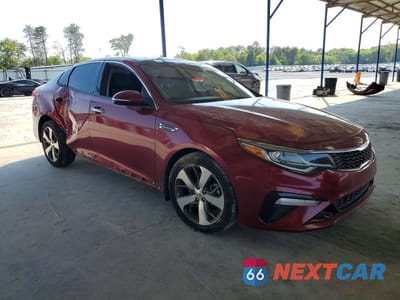 Czwarte zdjęcie samochodu z boku: 2019 KIA OPTIMA S VIN:5XXGT4L34KG327926 - miniatura