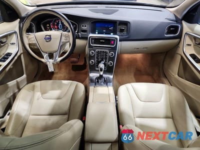 Zdjęcie 8 z 12 samochodu: 2015 VOLVO V60 PLATINUM VIN:YV1612SM9F1267136 - miniatura