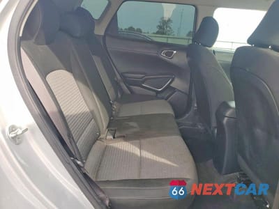 Zdjęcie 10 z 11 samochodu: 2021 KIA SOUL S VIN:KNDJ23AU1M7779648 - miniatura