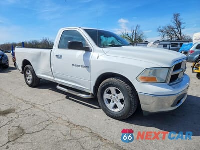 Czwarte zdjęcie samochodu z boku: 2012 DODGE RAM 1500 SLT VIN:3C6JD6EP0CG119157 - miniatura