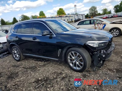 Czwarte zdjęcie samochodu z boku: 2023 BMW X5 XDRIVE40I VIN:5UXCR6C0XP9R88684 - miniatura