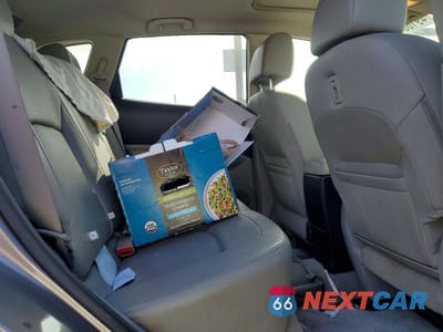 Zdjęcie 10 z 12 samochodu: 2010 NISSAN ROGUE S VIN:JN8AS5MV5AW112085 - miniatura