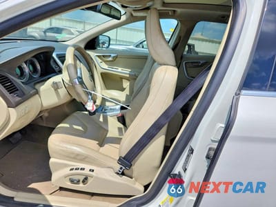 Zdjęcie 7 z 13 samochodu: 2012 VOLVO XC60 3.2 VIN:YV4952DL9C2240016 - miniatura